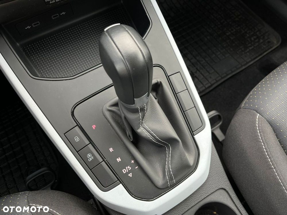 Seat Arona 1.0 TSI Style S&S DSG - 28