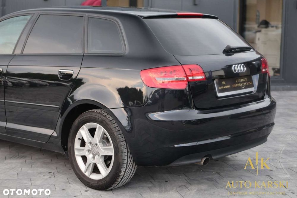 Audi A3 Sportback - 16