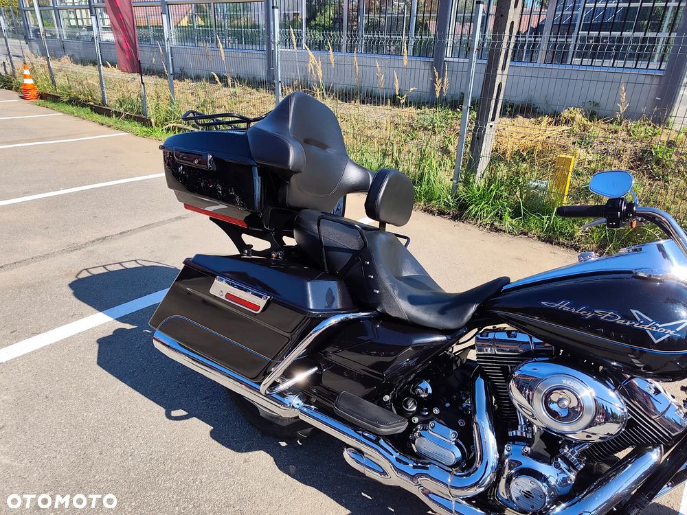 Harley-Davidson Touring Road King - 2