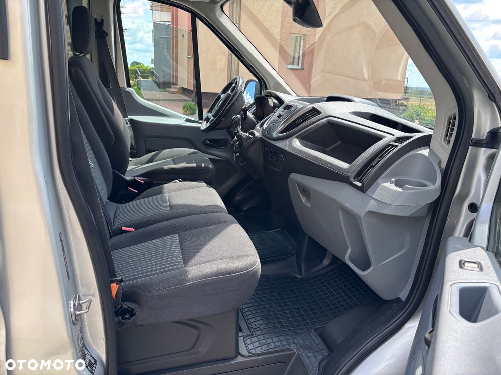 Ford Transit - 17