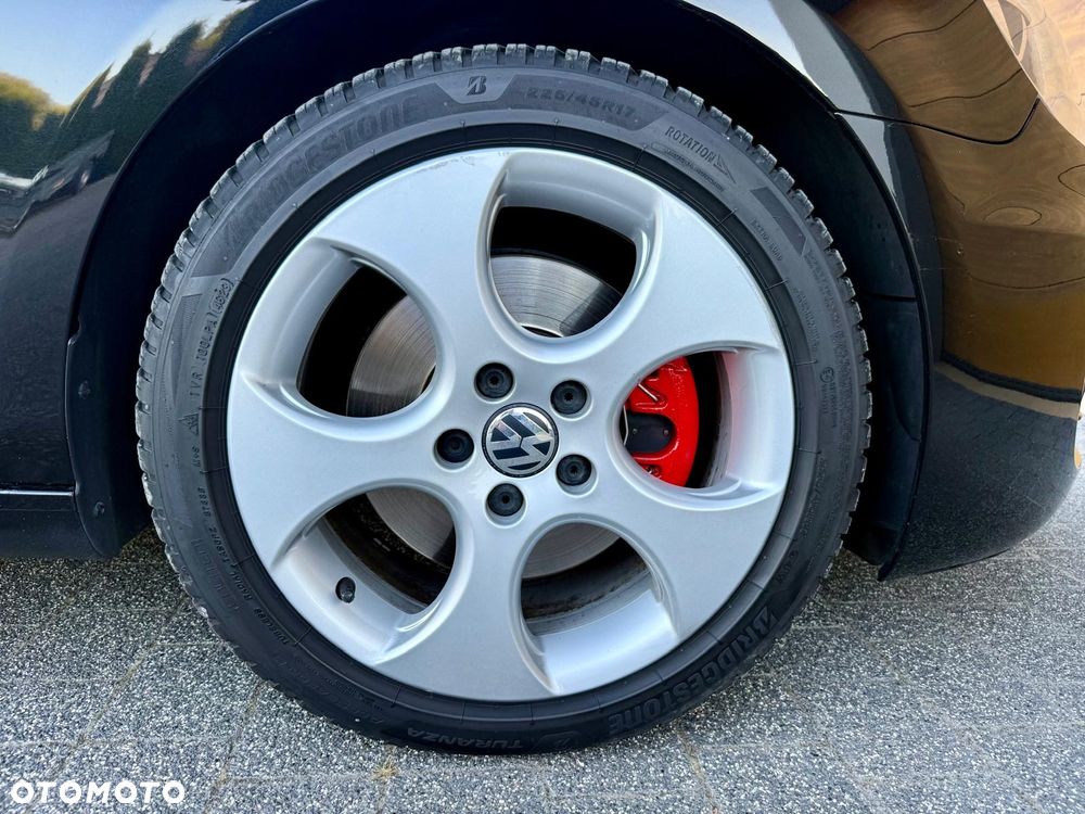 Volkswagen Golf 2.0 GTI DSG - 25