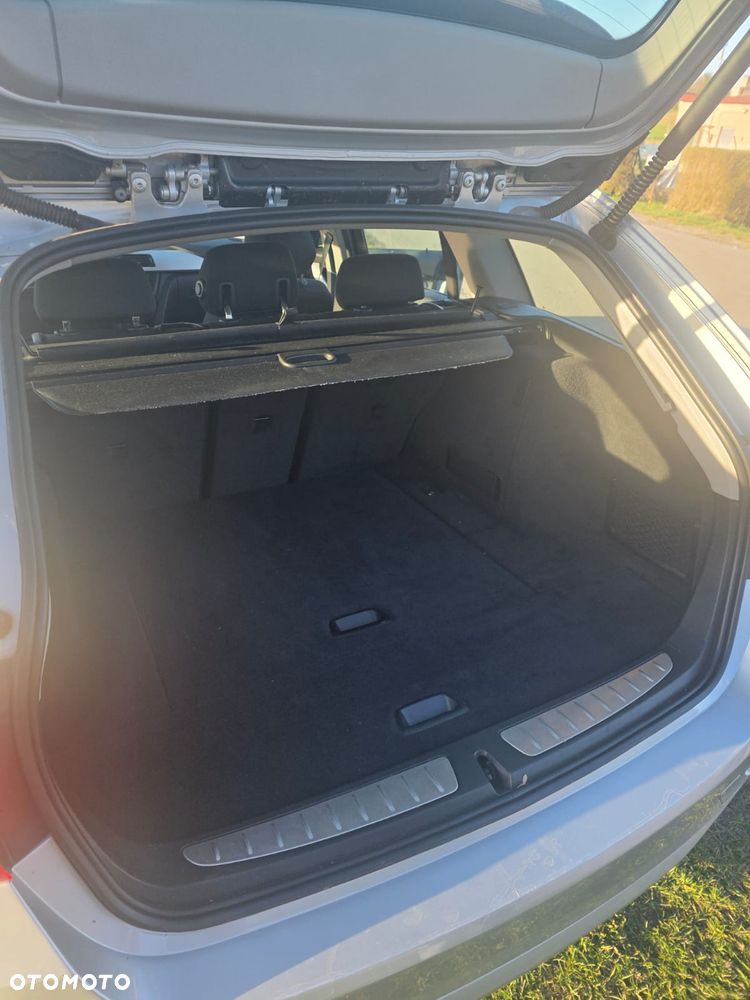 BMW Seria 3 316d - 16