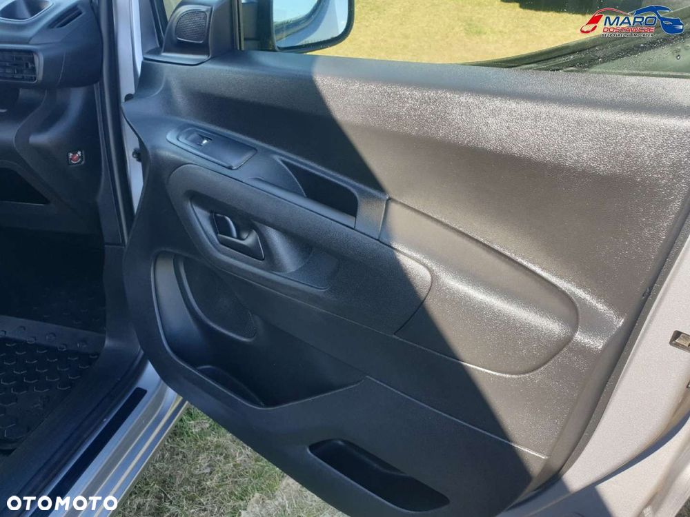 Peugeot PARTNER AUTOMAT SALON PL  MAŁY PRZEBIEG - 28