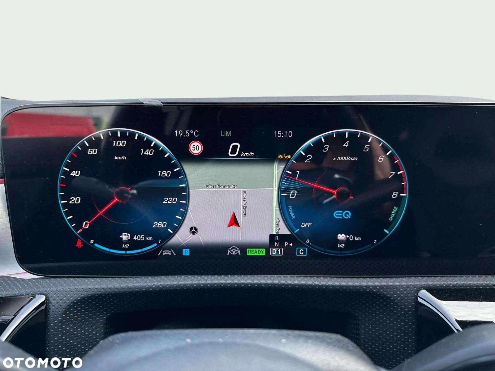 Mercedes-Benz CLA - 27
