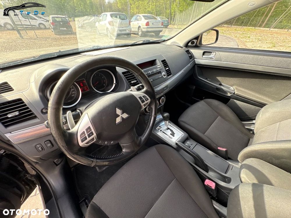 Mitsubishi Lancer 1.8 CVT Intense - 21