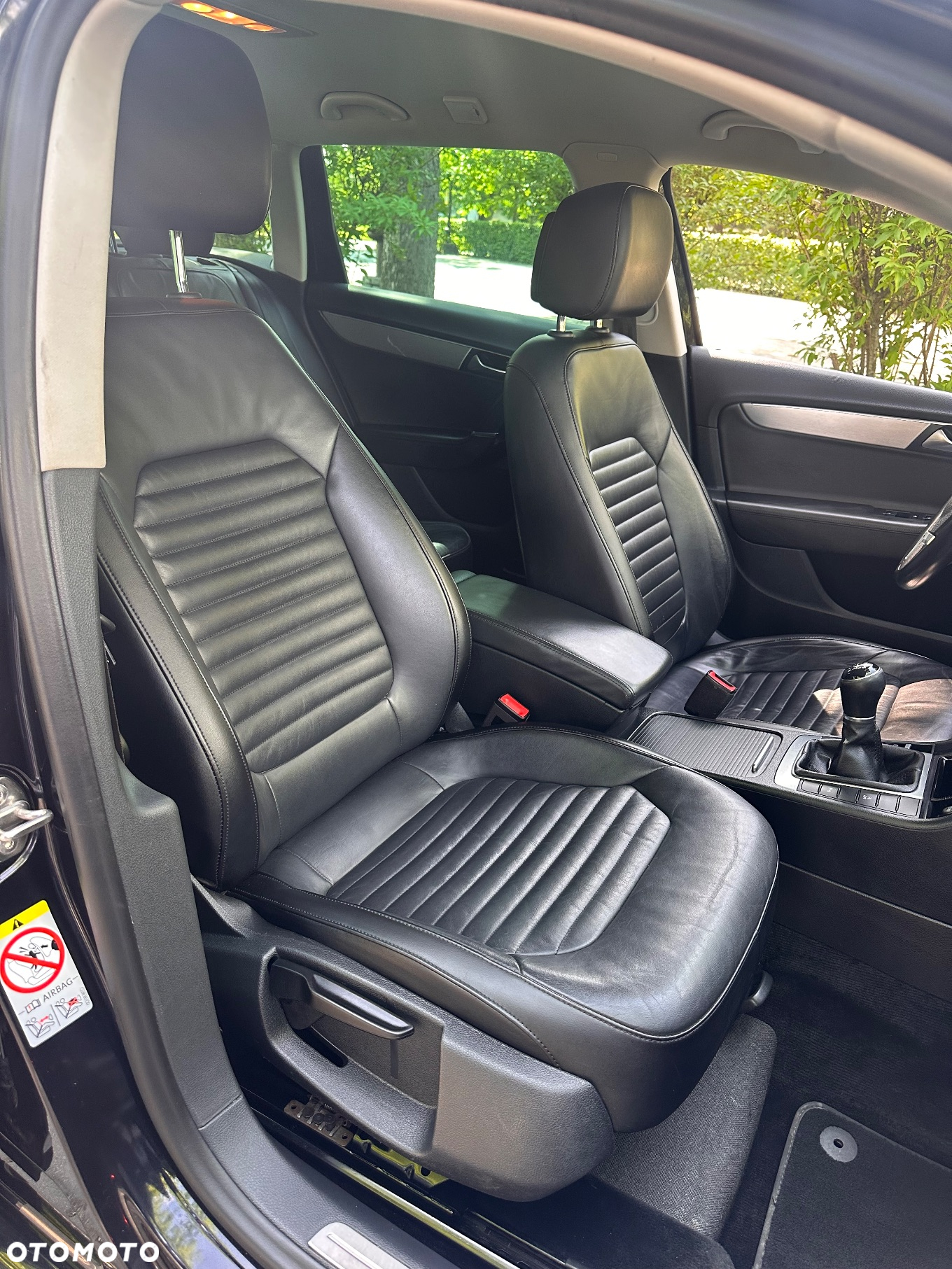Volkswagen Passat Variant 2.0 TDI BlueMotion Technology R-Line - 22