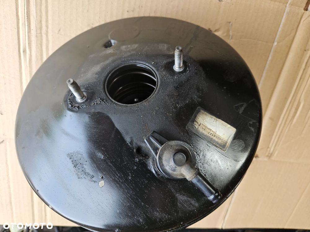 Toyota Avensis T27 2.2 D4D serwo hamulcowe 0204054177 - 2