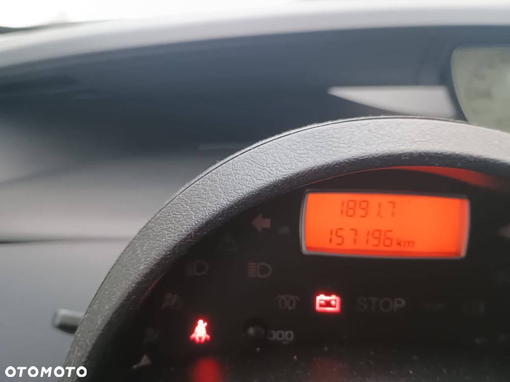 Citroën C8 HDi 135 Selection - 8