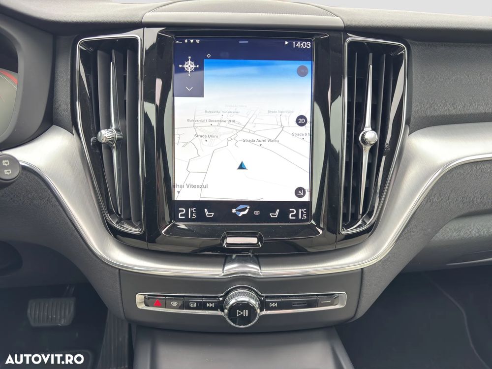 Volvo XC 60 T8 Twin Engine AWD Inscription - 18