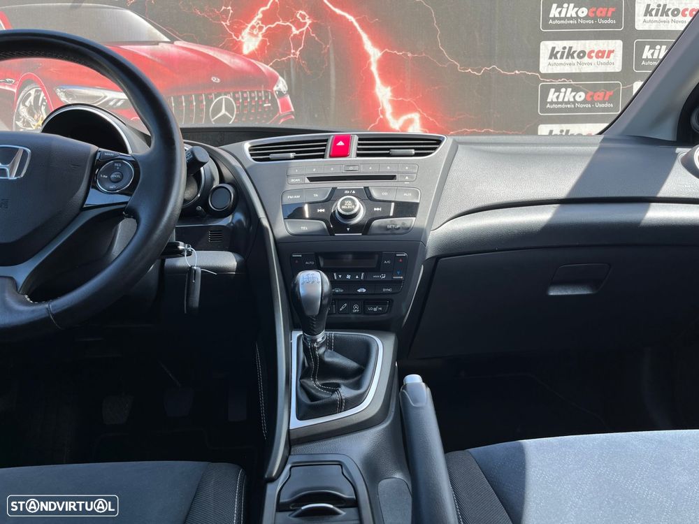 Honda Civic 1.6 i-DTEC Lifestyle - 24