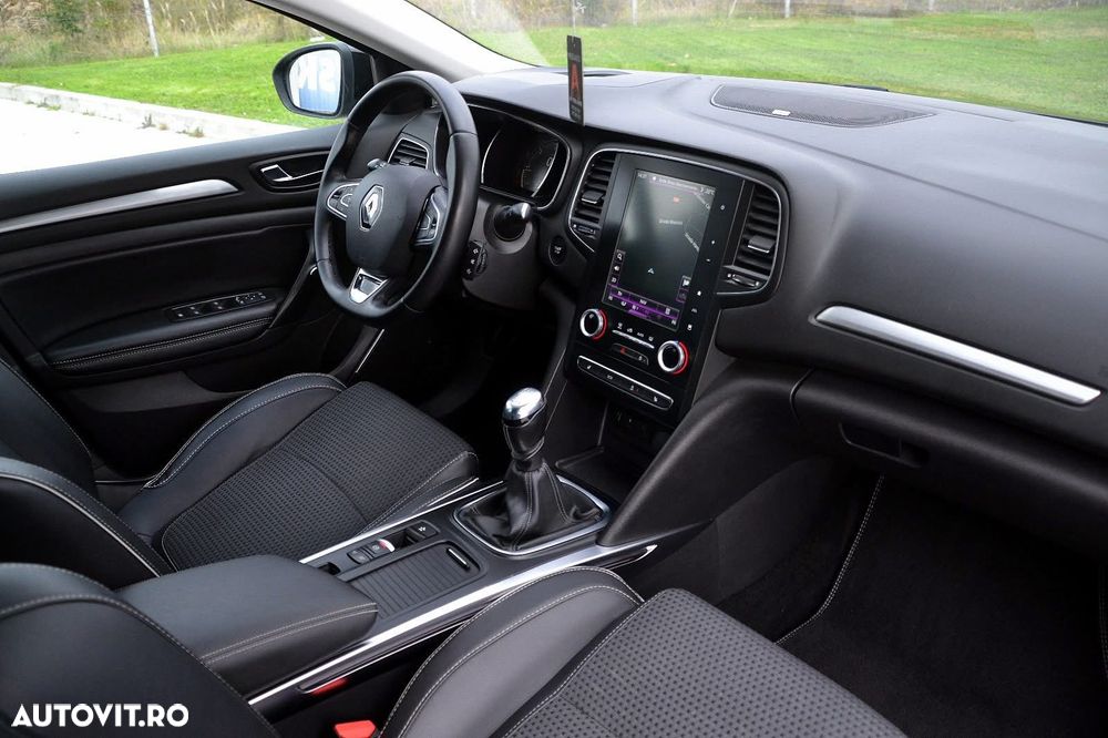 Renault Megane ENERGY dCi 130 Start & Stop Bose Edition - 13