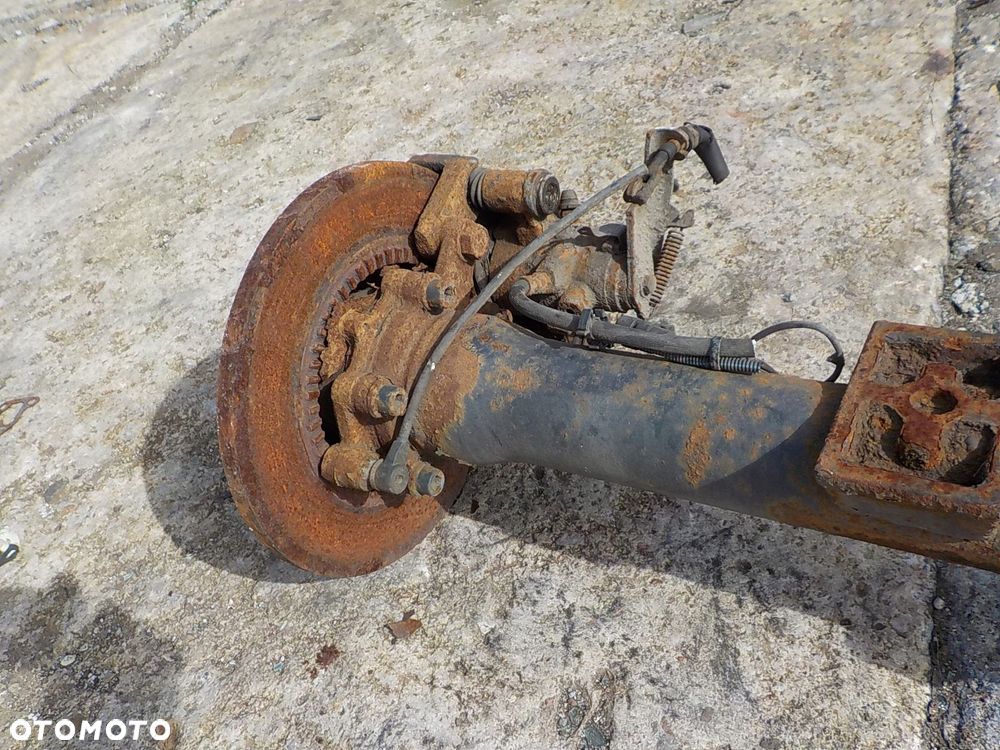 257 IVECO DAILY IV DYFER OŚ TYLNY MOST 9/38 - 7