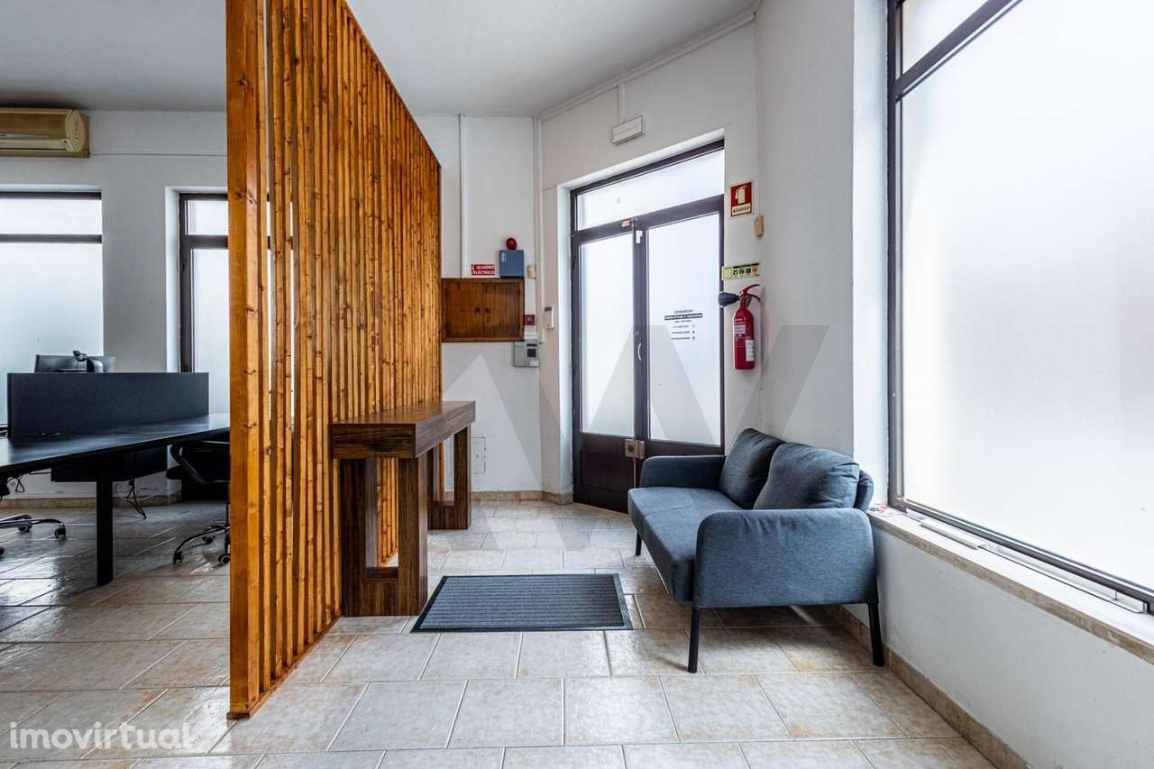 Espaço comercial para arrendamento em Almeirim - Grande imagem: 3/25