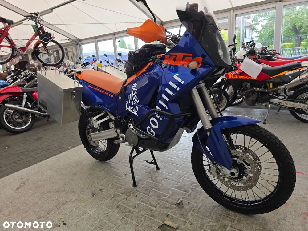KTM Super Adventure - 25