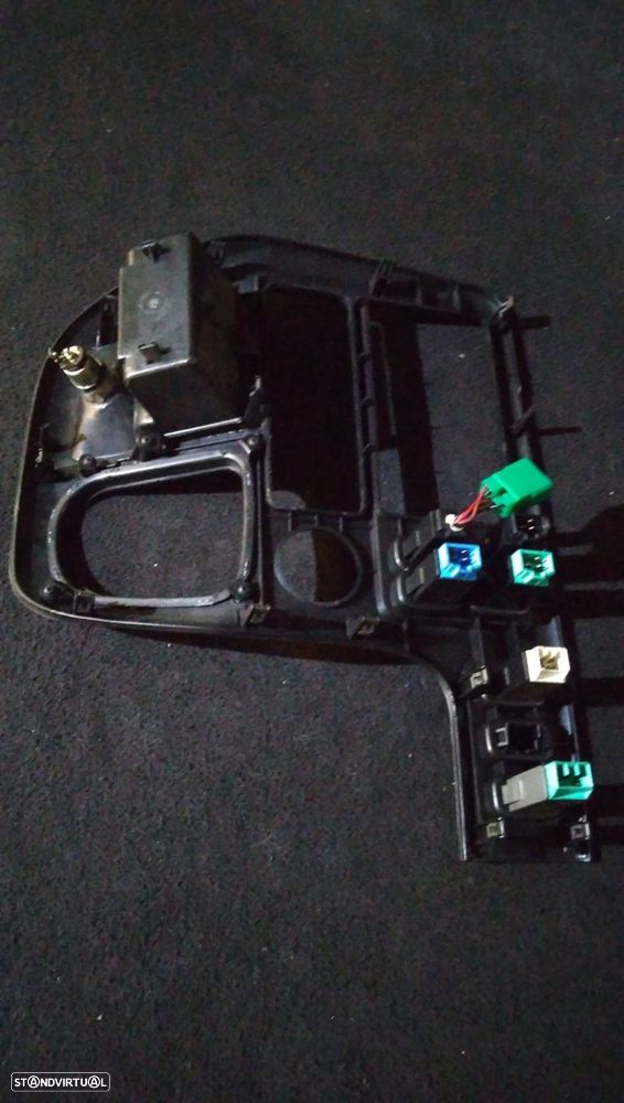 Consola Central Kia Carnival I (Up) - 3