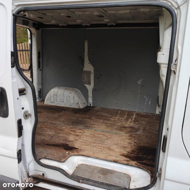 Opel VIVARO - 10