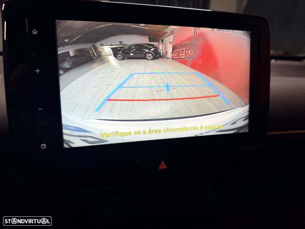 Toyota Yaris Cross 1.5 HDF Comfort Plus - 10