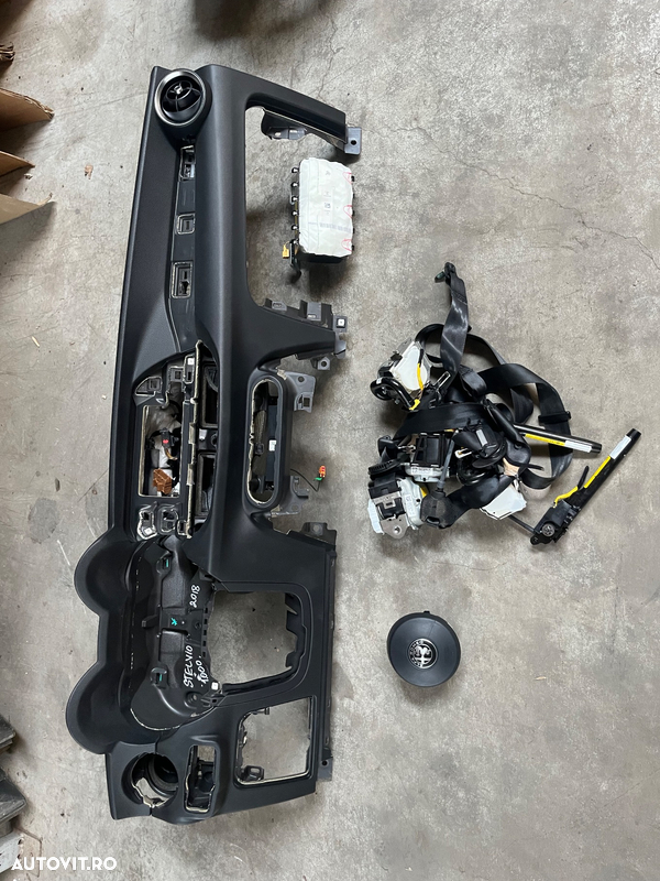 Kit airbaguri Alfa Romeo Stelvio 2017