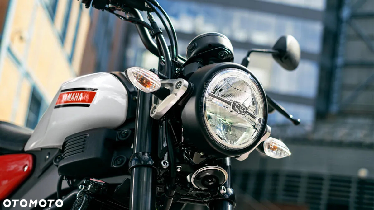 Yamaha XSR - 5