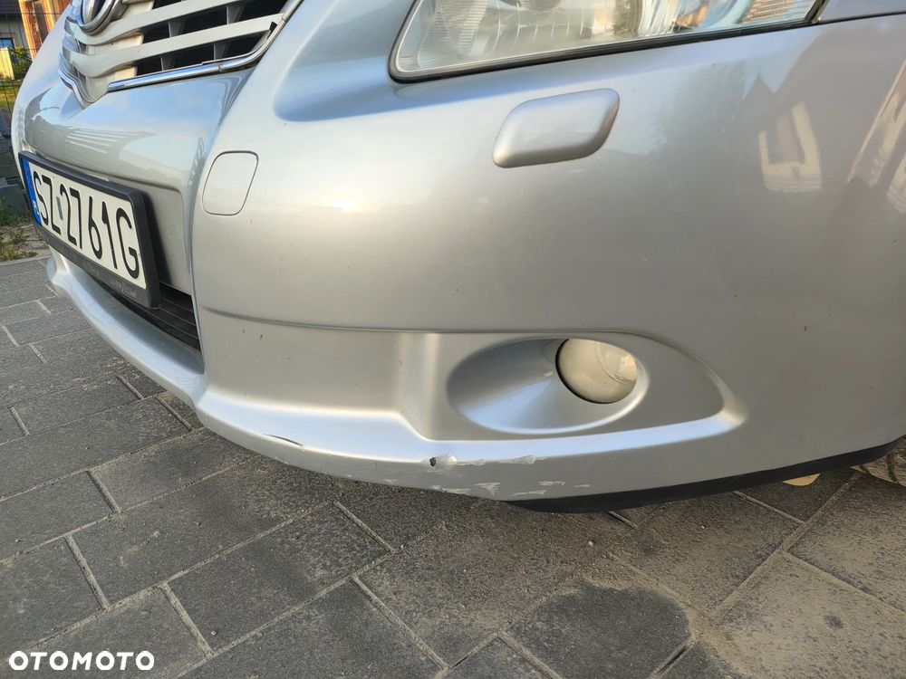 Toyota Avensis 2.0 D-4D Sol - 12