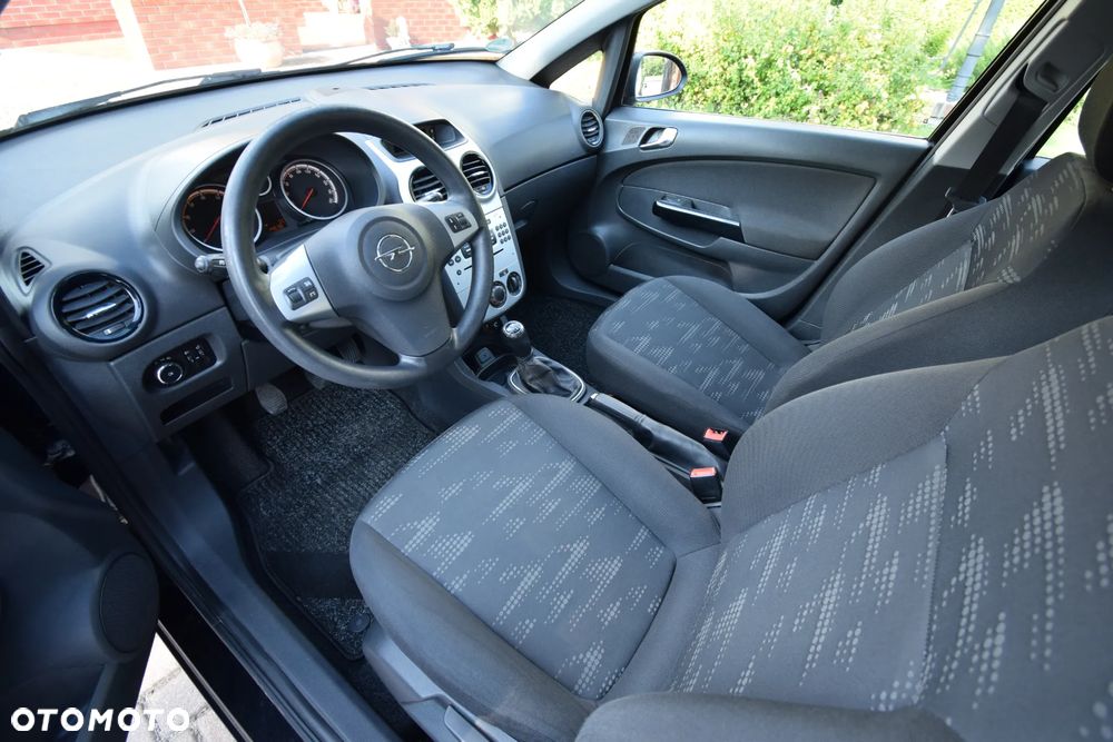 Opel Corsa - 11