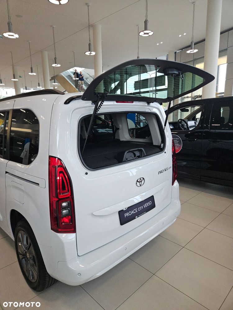 Toyota Proace City Verso 1.5 D-4D Family - 8