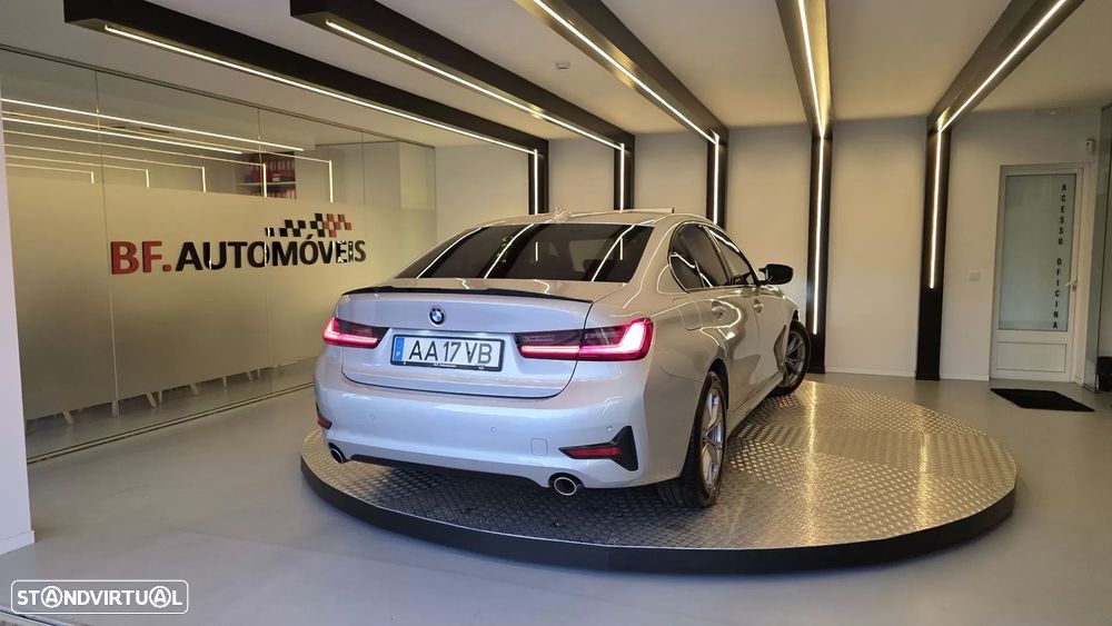 BMW 318 d Line Sport Auto - 17