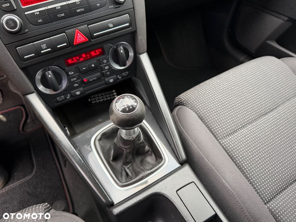 Audi A3 Sportback 2.0 TDI Ambition - 17