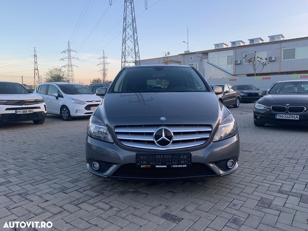 Mercedes-Benz B - 2