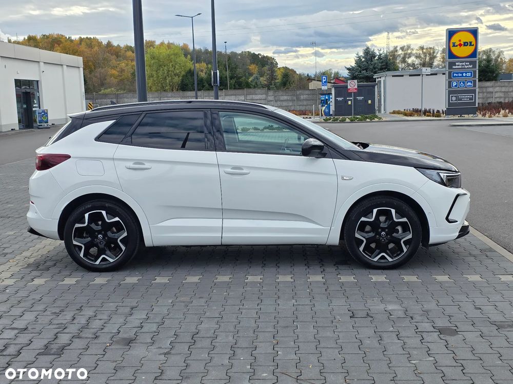 Opel Grandland 1.6 T PHEV 4x4 GS Line - 4