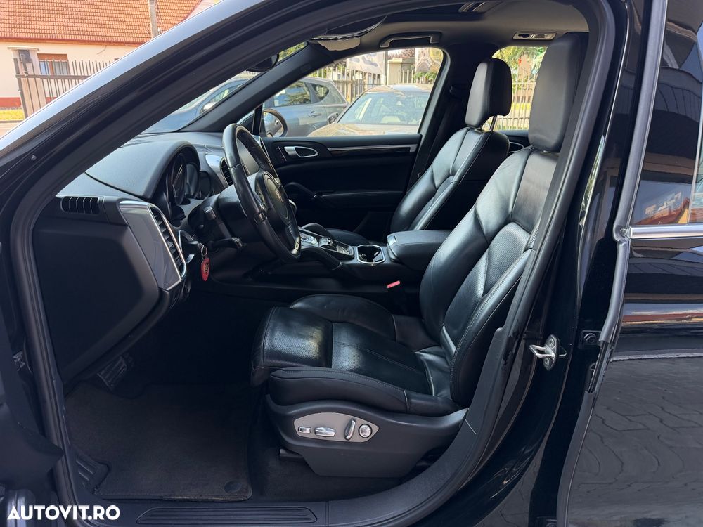 Porsche Cayenne Tiptronic S - 8