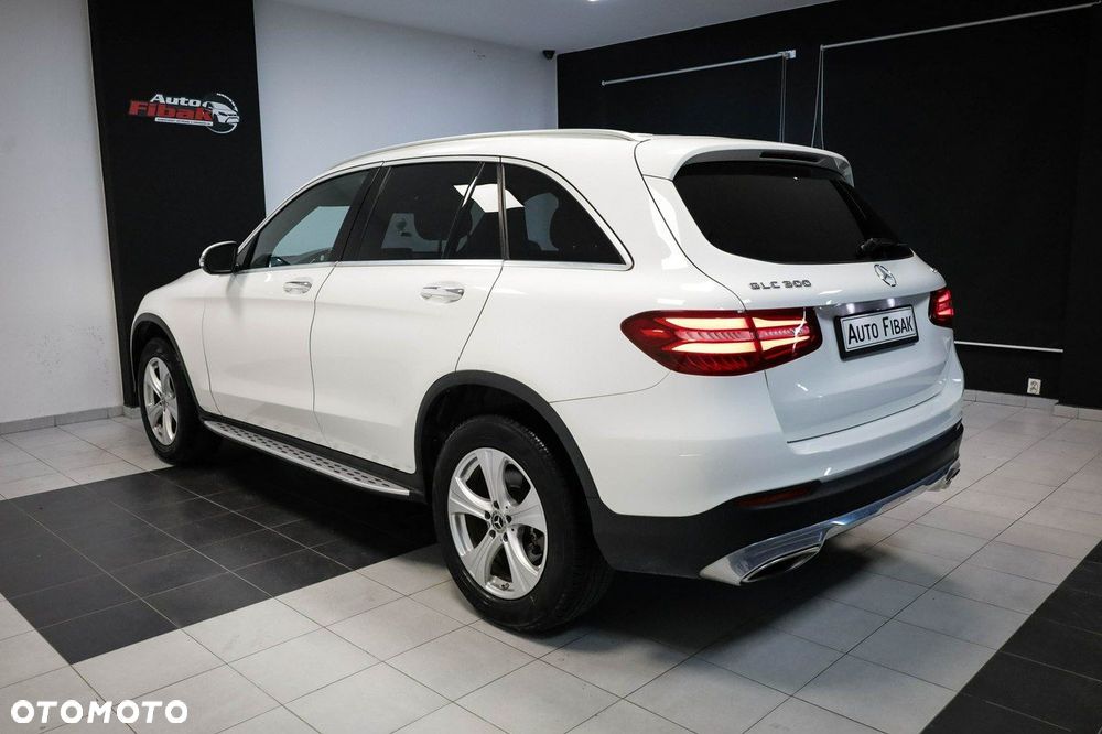 Mercedes-Benz GLC - 10