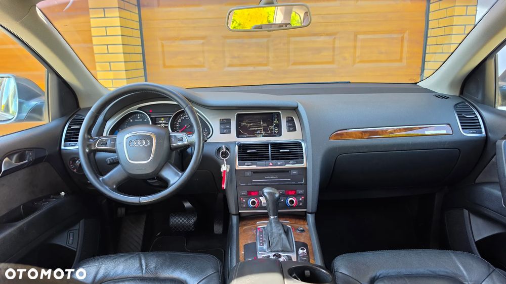 Audi Q7 3.0 TDI DPF Quattro Tiptronic - 25