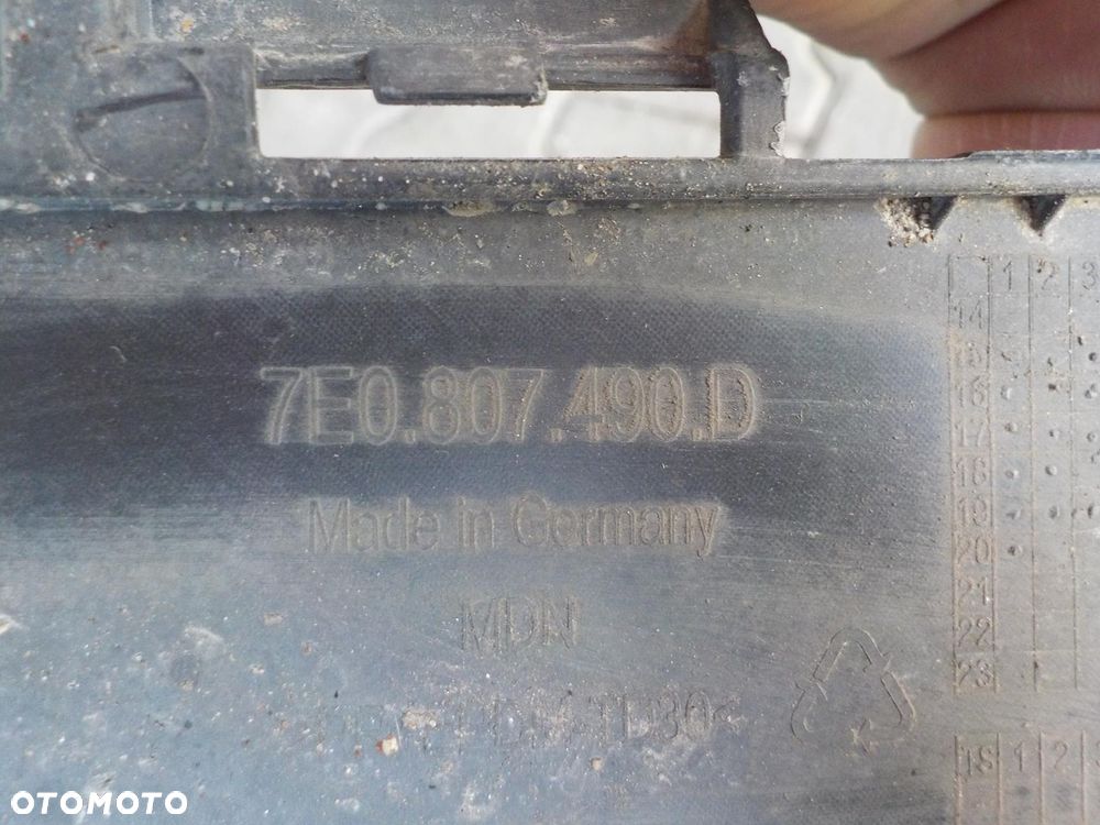 VW T6 KRATKA ZAŚLEPKA ZDERZAKA PRAWA LEWA HALOGEN - 4