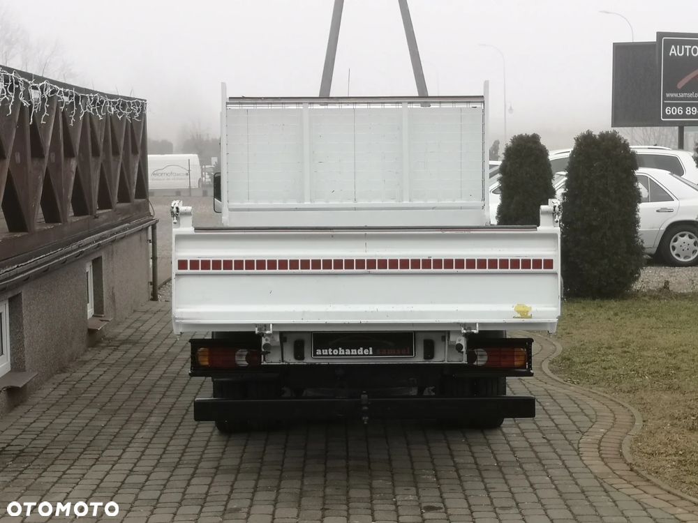 Renault Maxity 2.5dXi 140 - 8