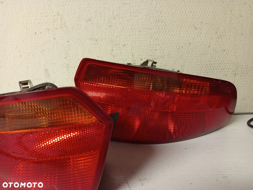 LAMPA TYLNA AUDI A3 8P 5D LEWA OE 8P4945096C - 3