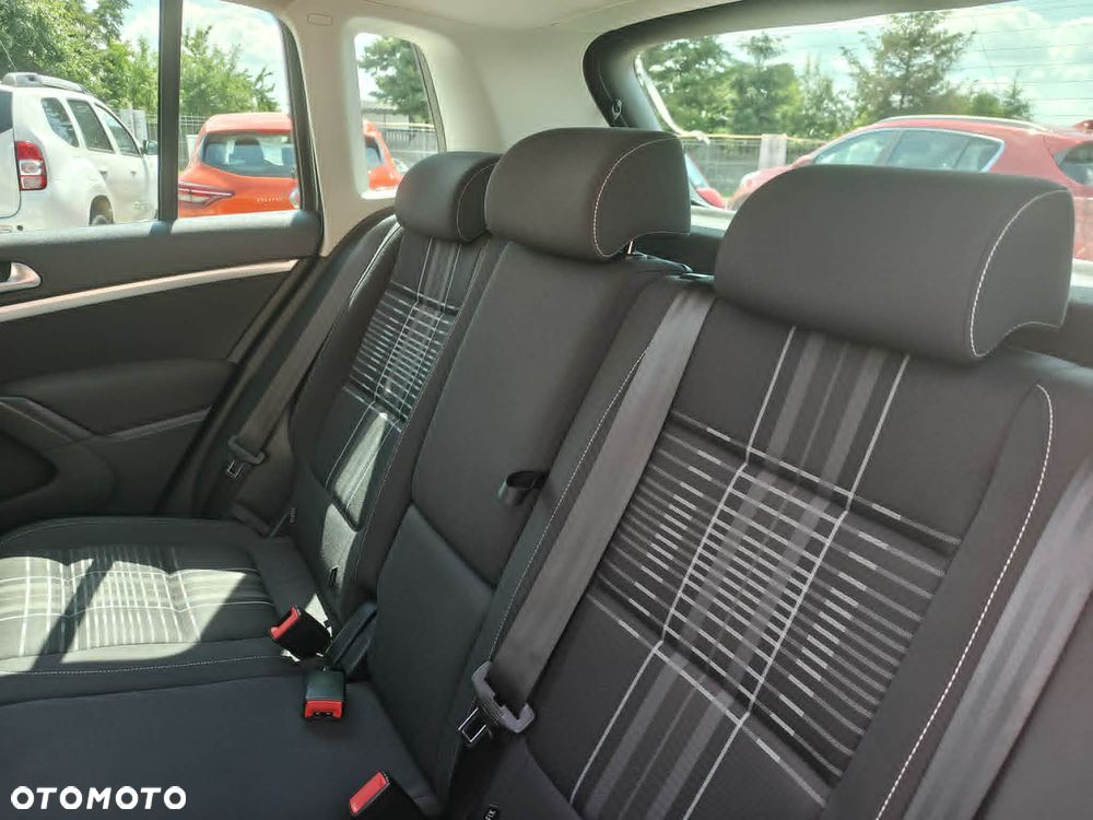 Volkswagen Tiguan 2.0 TDI SCR Join - 24