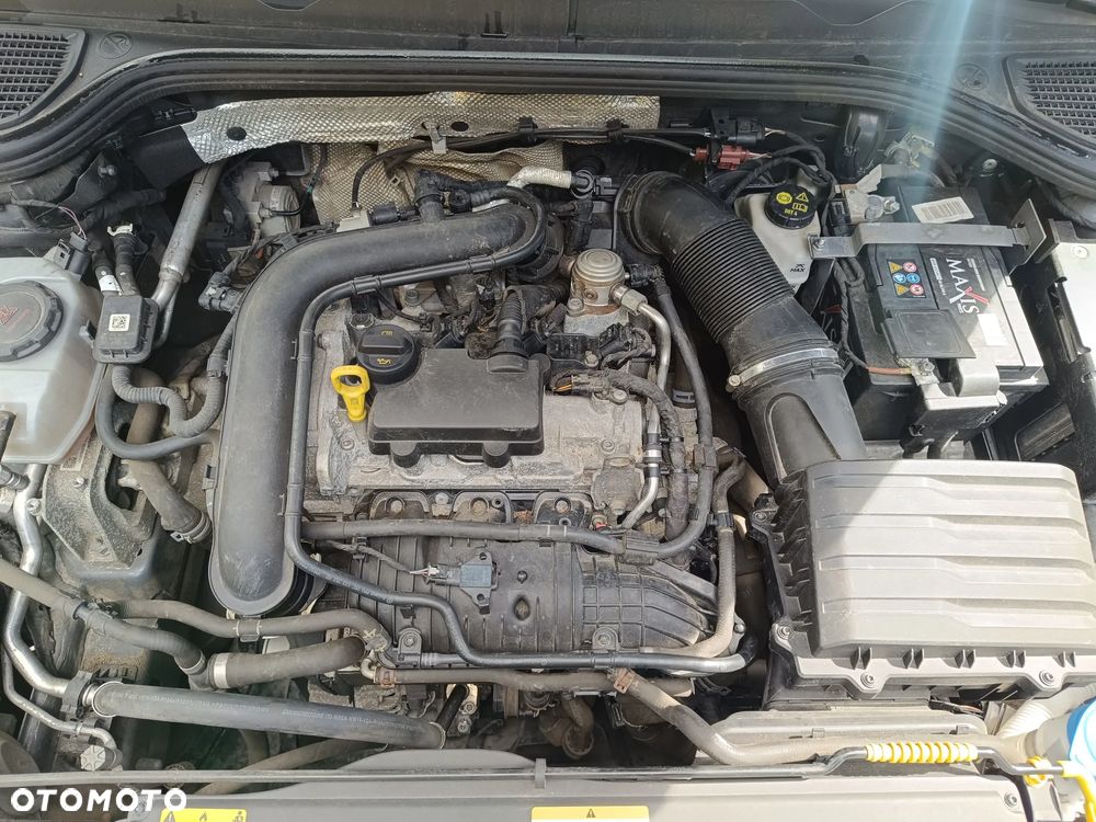 Volkswagen Golf 1.0 TSI Life - 36
