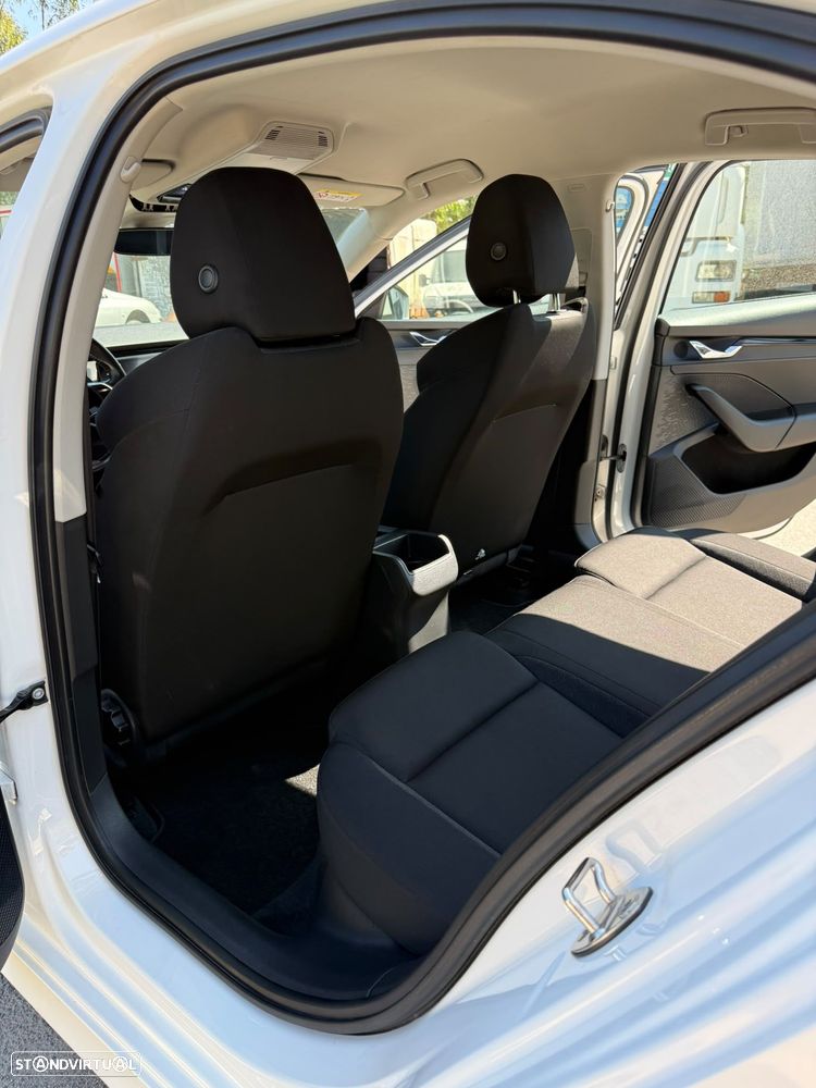 Skoda Octavia 2.0 TDI Tour - 6