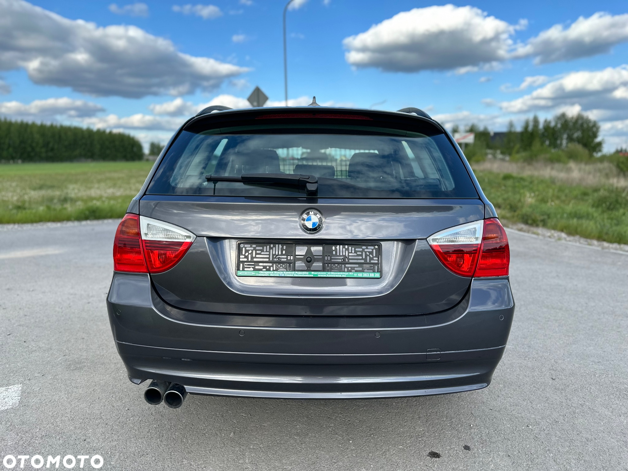 BMW Seria 3 330xi Touring - 6
