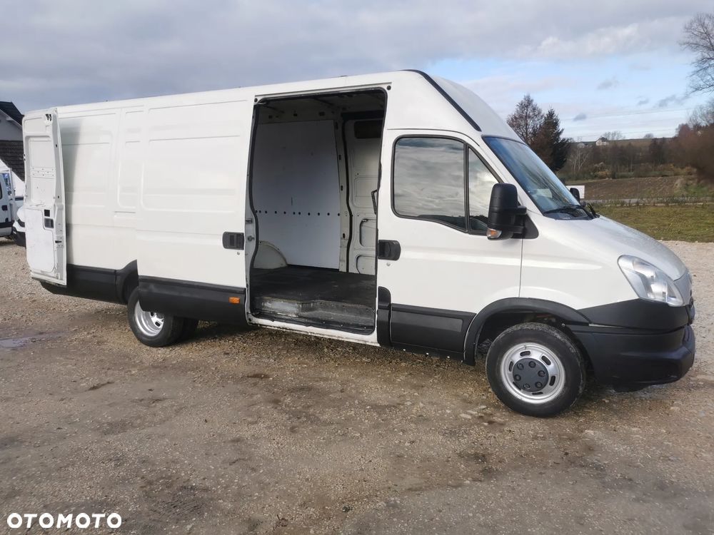 Iveco Daily 35C15 blaszak 3.0-150KM blizniak L3H3 długi Hak - 8