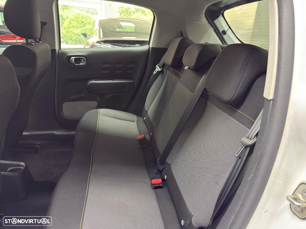 Citroën C3 1.2 PureTech Shine - 27