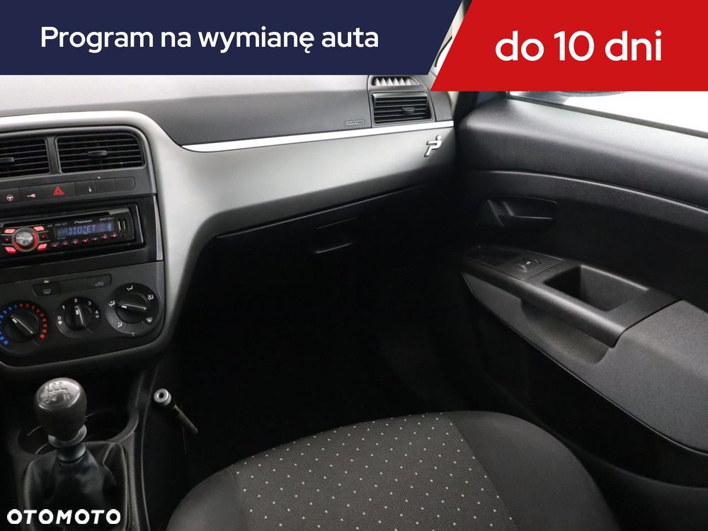 Fiat Punto 2012 - 10