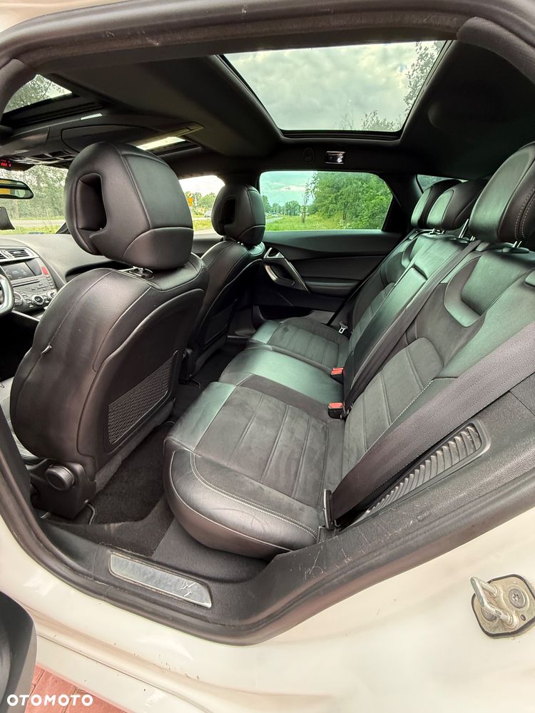 Citroën DS5 Hybrid4 - 10