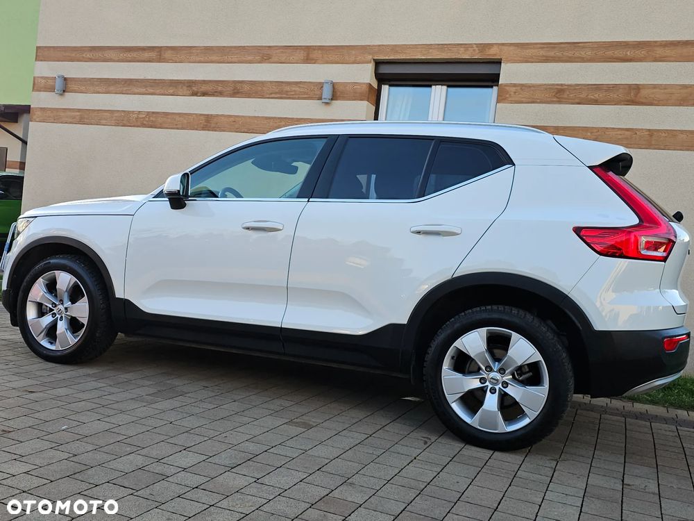 Volvo XC 40 D3 SCR Momentum - 11