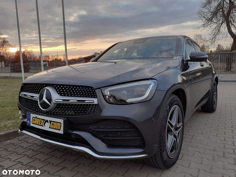 Mercedes-Benz GLC 200 4Matic 9G-TRONIC AMG Line - 10