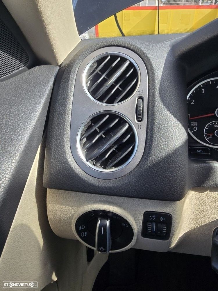 VW Tiguan 1.4 TSI Sport 4Motion - 38