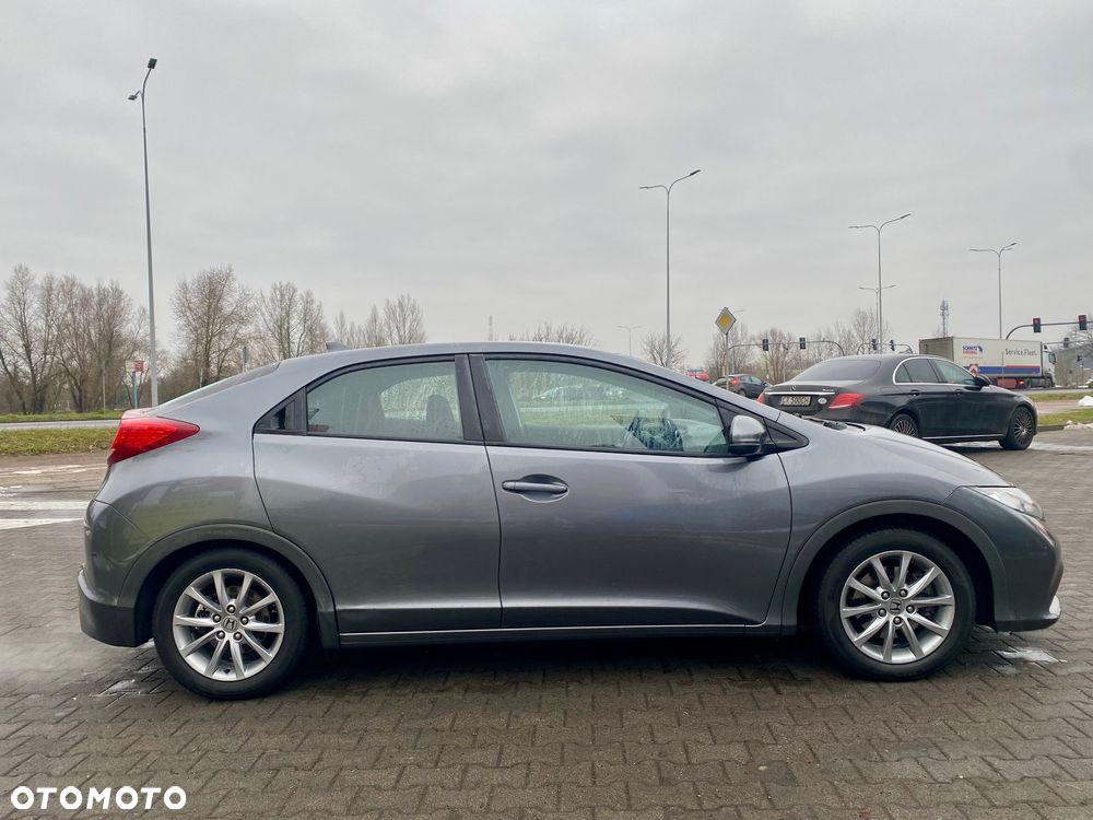 Honda Civic 1.8 i-VTEC Sport - 6