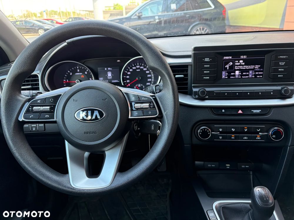 Kia Ceed 1.6 CRDi mHEV S - 10