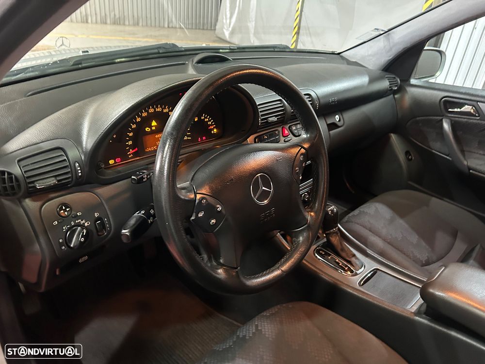 Mercedes-Benz C 180 K Avantgarde Aut. - 11